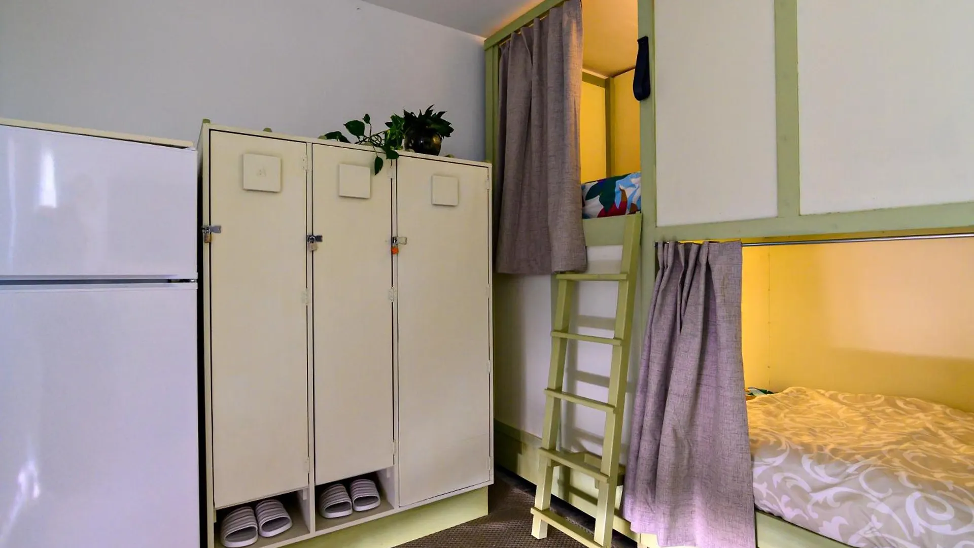 Habitaciones Green Door B&B Camas Homestay